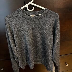 Levi’s Women's black/gray silver-metallic cropped sweater.  Size L